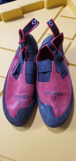 Five Ten 5.10 Anasazi Maccasym Climbing Shoes