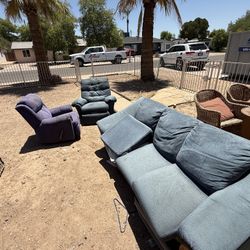 FREE FREE STUFF      4512 N 18th  Ave