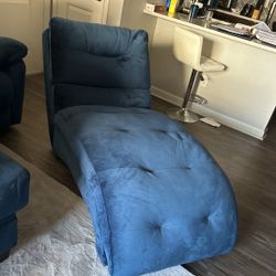 Cordell  Blue Living Room Chair For Sale 