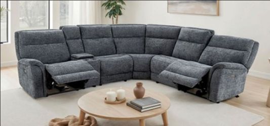 Brand New Grey Super Plush Power Reclining Sectional Sofa w Cooling Storage Console