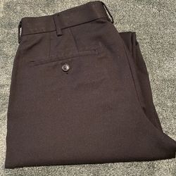 Apt. 9 Men’s Dress Slacks; Modern Fit- Excellent Condition