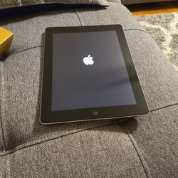 Apple IPad 4th Generation 32 GB Open Box/ A Wifi