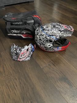 Troy Lee Designs Motocross Helmet