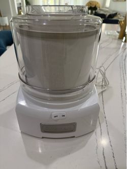Cuisinart- Ice cream maker