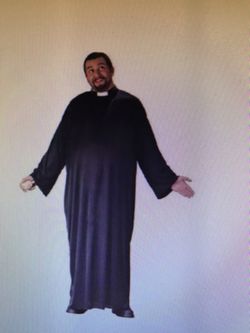 COSTUME PLUS SIZE Men’s adult funny keep the faith priest black robe costume with hand pump