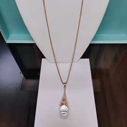 Eiffel Tower Pendant Necklace 