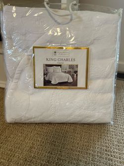 King Charles Coverlet and Shams