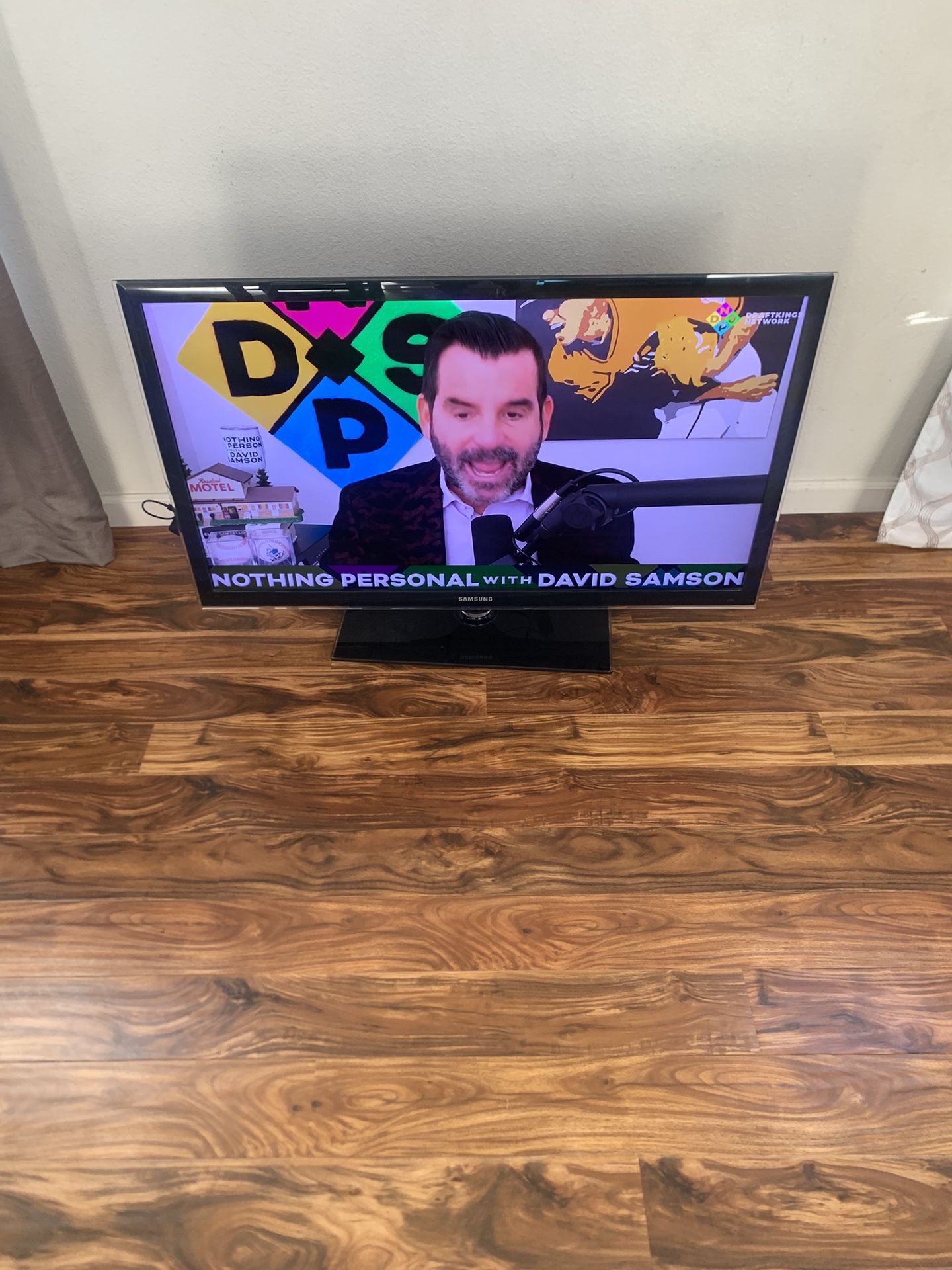 SAMSUNG 46” TV UN46C6300SF WORKING PERFECT 1080P