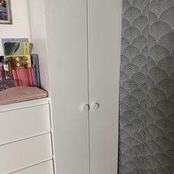 Ikea Armoire