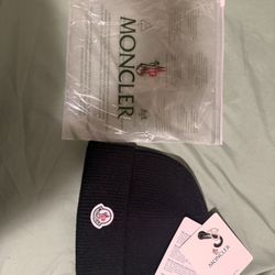 Monclear Beanie 