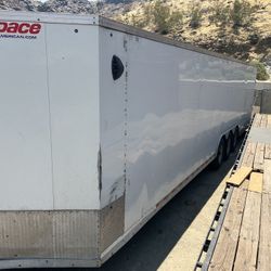 Enclosed Car Hauler 