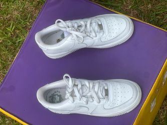 6.5y Nikes forces