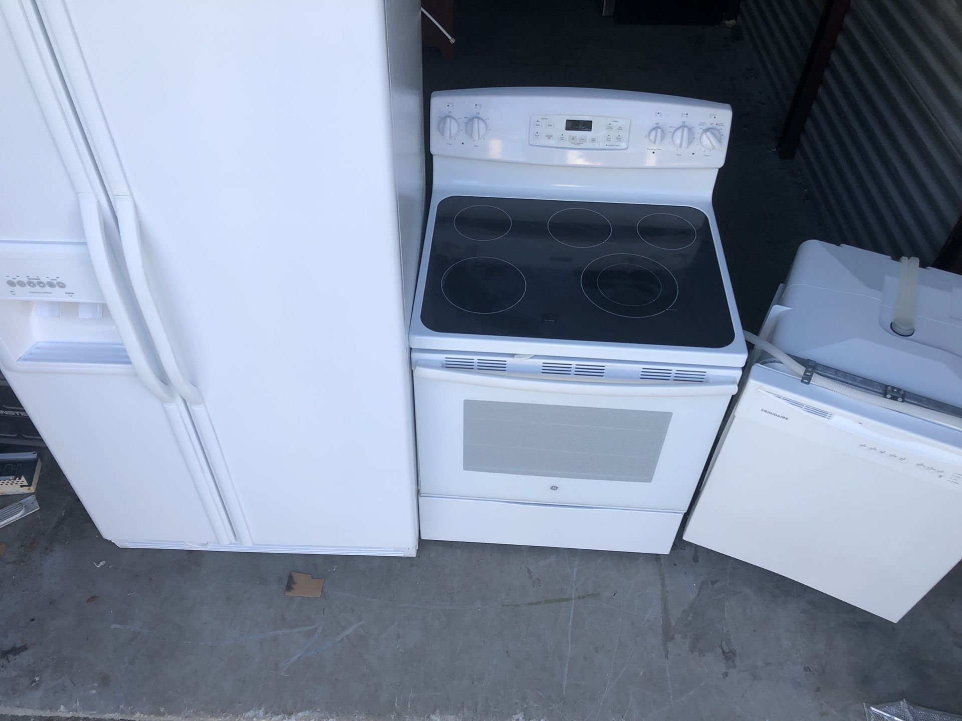 Three piece white kitchen appliance sets