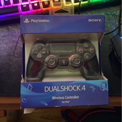 DualShock 4 PS4 wireless controller 