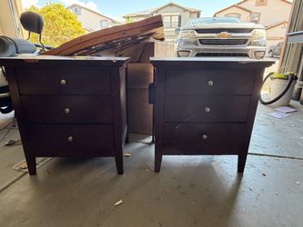 Free tv, nightstands & mirror