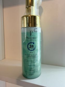 Predire facial cleanser