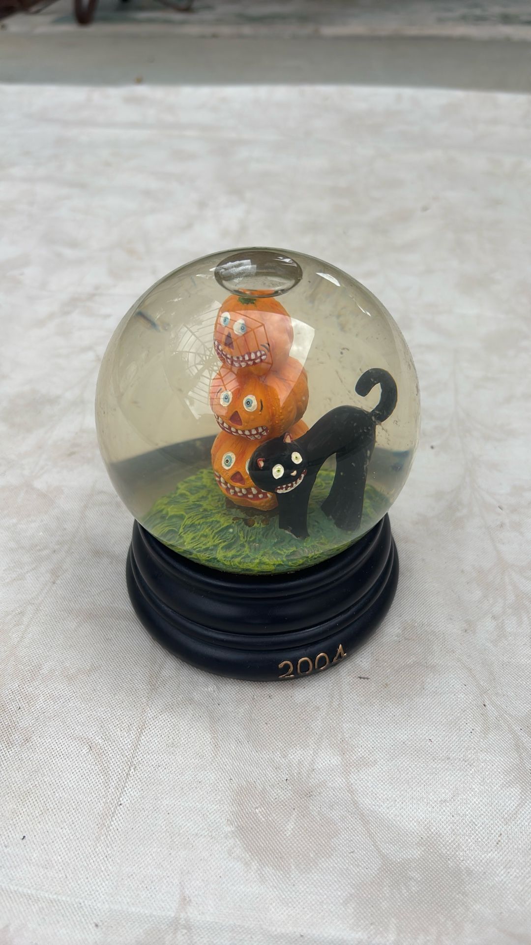 Halloween Snow globe