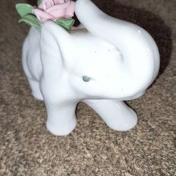 SPECIAL Vintage Elephant With Beautiful Flowers Clean 