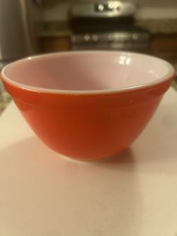 Vintage Pyrex Primary Color RED Nesting Mixing Bowl, (402) 1.5 Qt 
