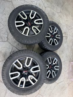 20’ Denali Yukon Sierra Silverado Wheels Tires 6 Lug Nitto Grapplers
