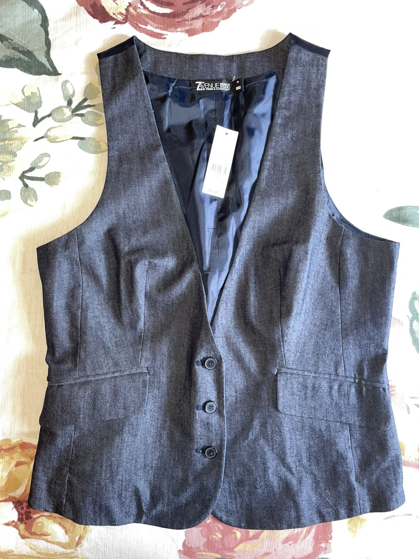 New. New York & Company Vest. Size 10