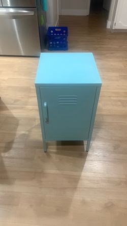 Locker/end table