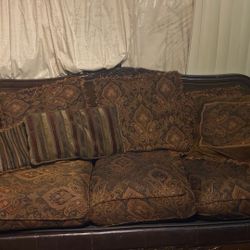 Matching Sofa And Two Love Seats