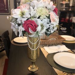 6 Wedding Centerpieces With Silk Flowers