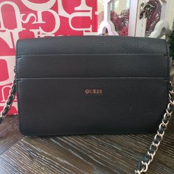 GUESS PURSE 👛