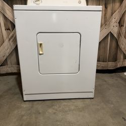 ✨ Kenmore Electric Dryer – Like New – $229 ✨