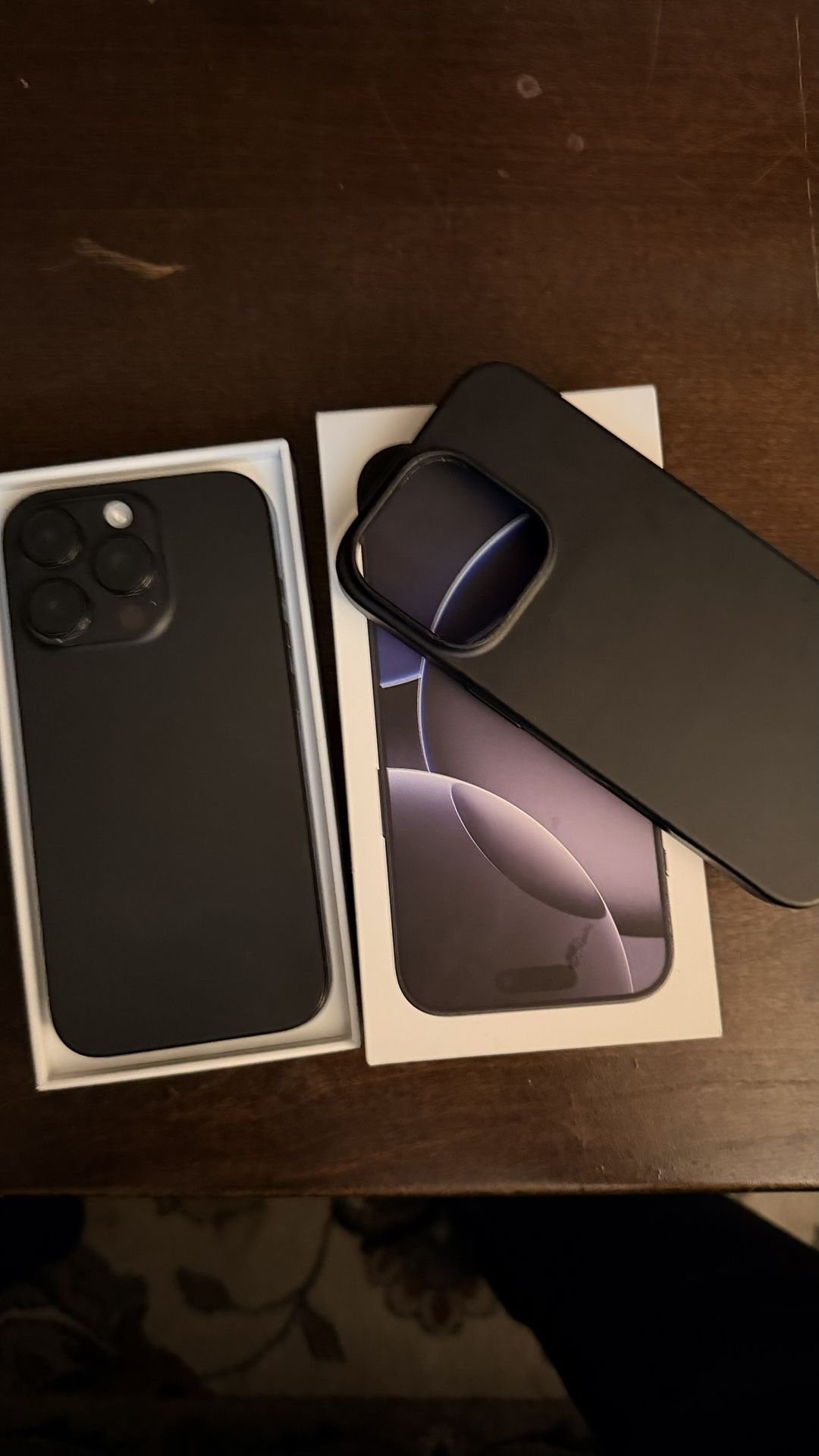 Unlocked iPhone 16 Pro 512gb