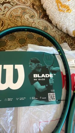 Wilson blade 98 18x20 rackets