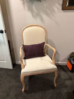 Timeless, white wash accent chair