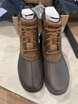 Men’s Size 11 UGG Gatson Mid Height Boots