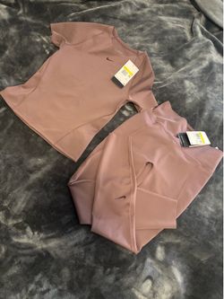 Women’s Nike set