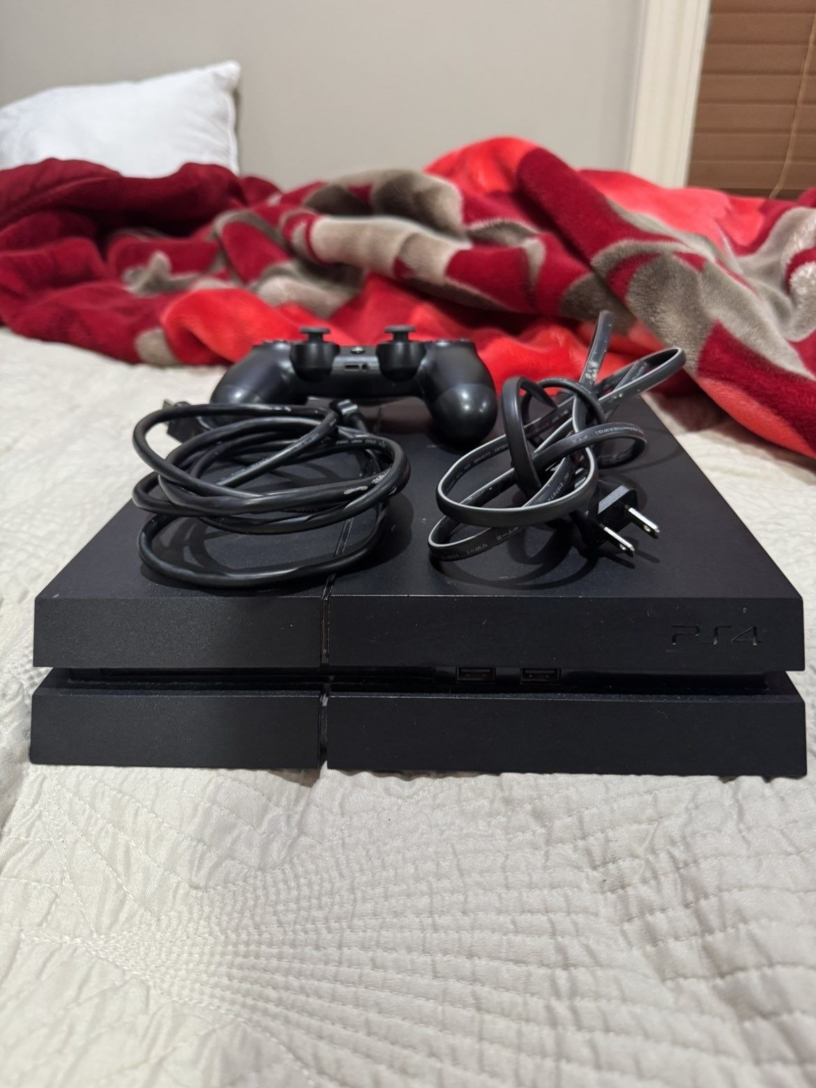 Black PS4 + Controller – Perfect Condition (No Box/Charger)