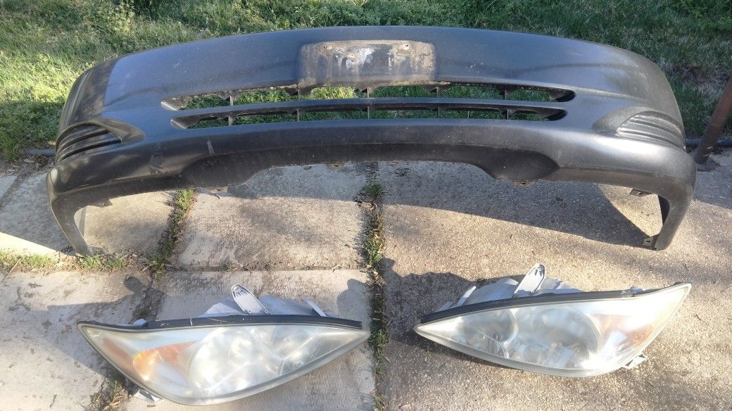 2004-05 Toyota Camry Bumper Cover/ Headlights