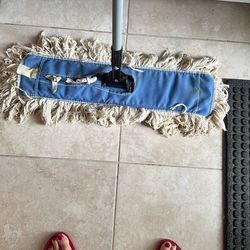 Commercial  Dust Mop 26”