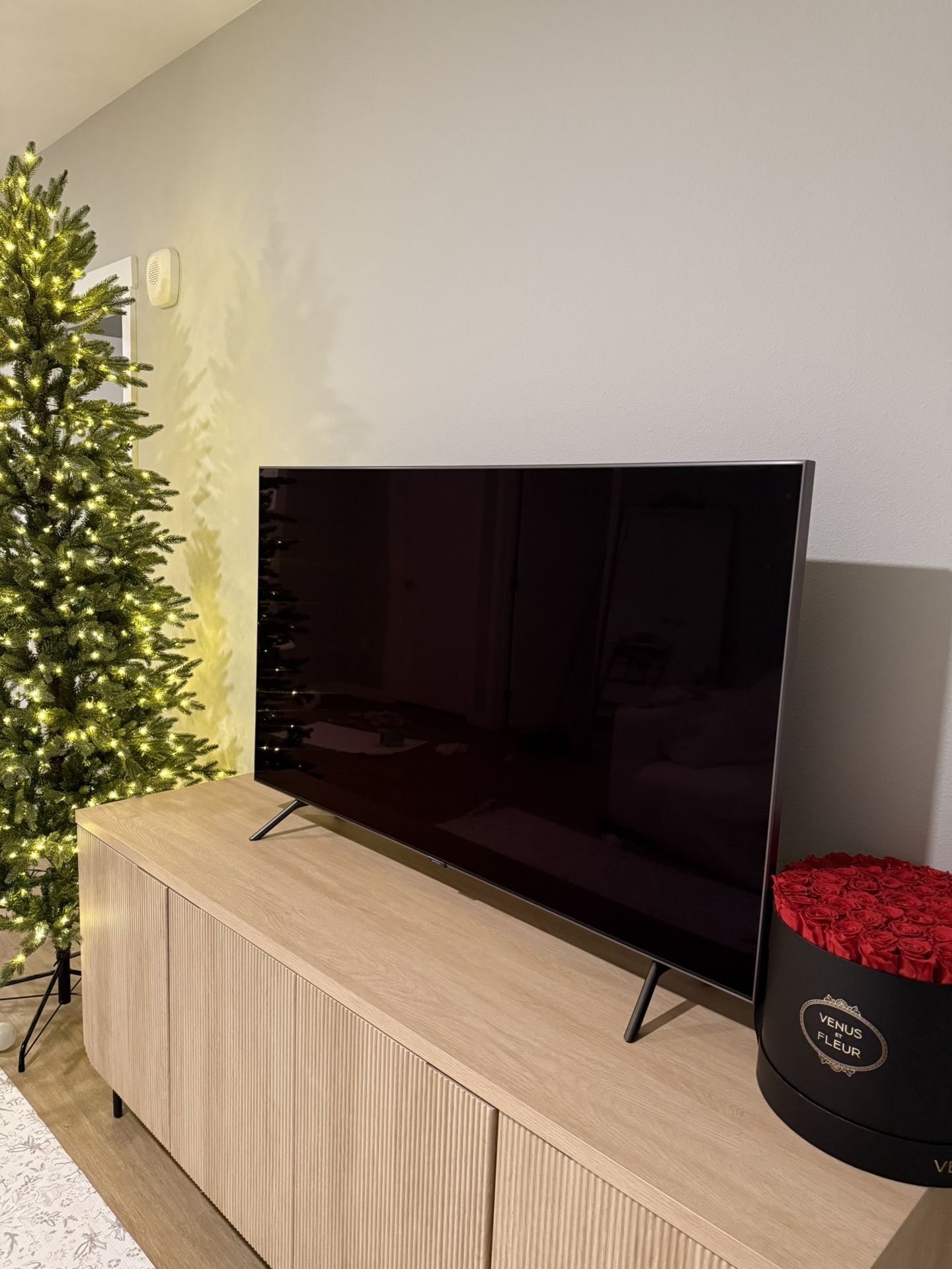 55” Samsung QLED smart tv
