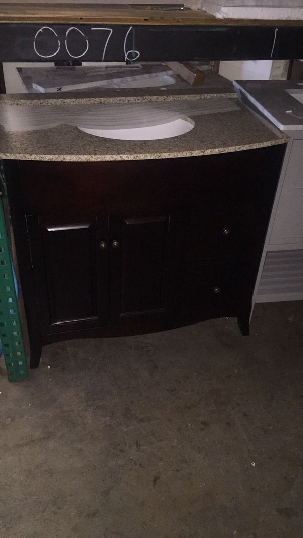 New 36 Bathroom Vanity For In Oklahoma City Ok Offerup