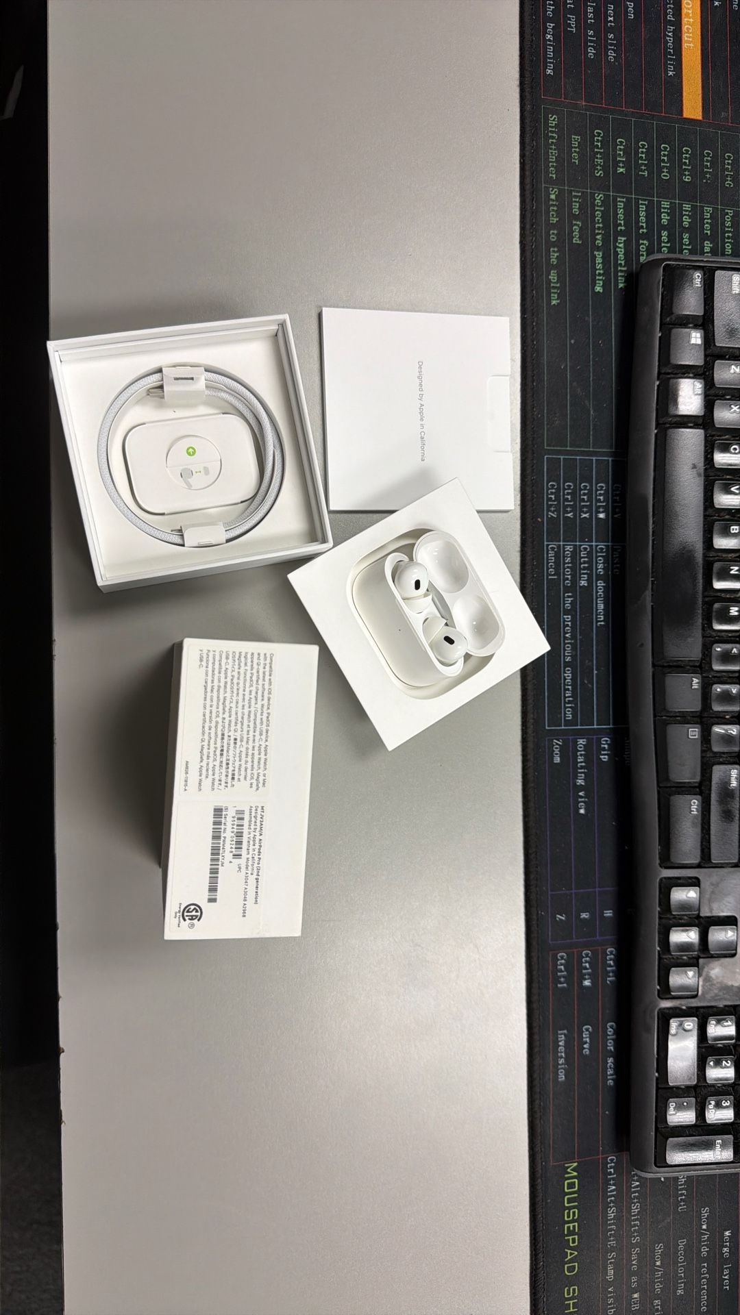 AirPods Pro 2nd Gen - MagSafe - USB-C - White