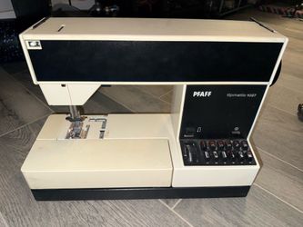 PFAFF Tipmatic 1027 Sewing Machine (As-Is / No Power Cord)