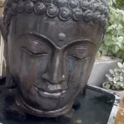 Buddha Head Fountain