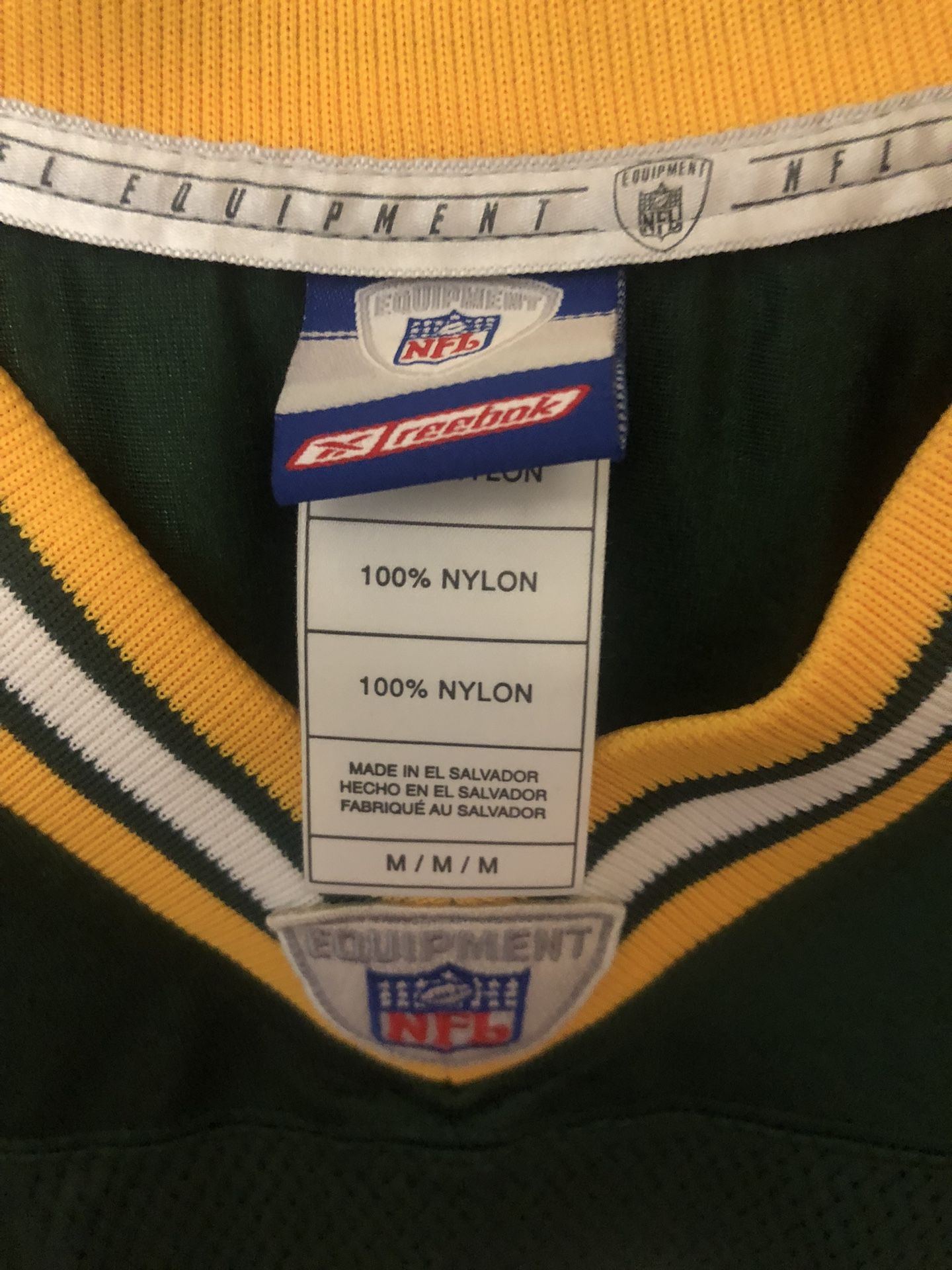 NFL Mitchell & Ness Green Bay Packers Brett Favre jersey for Sale in  Riverside, CA - OfferUp