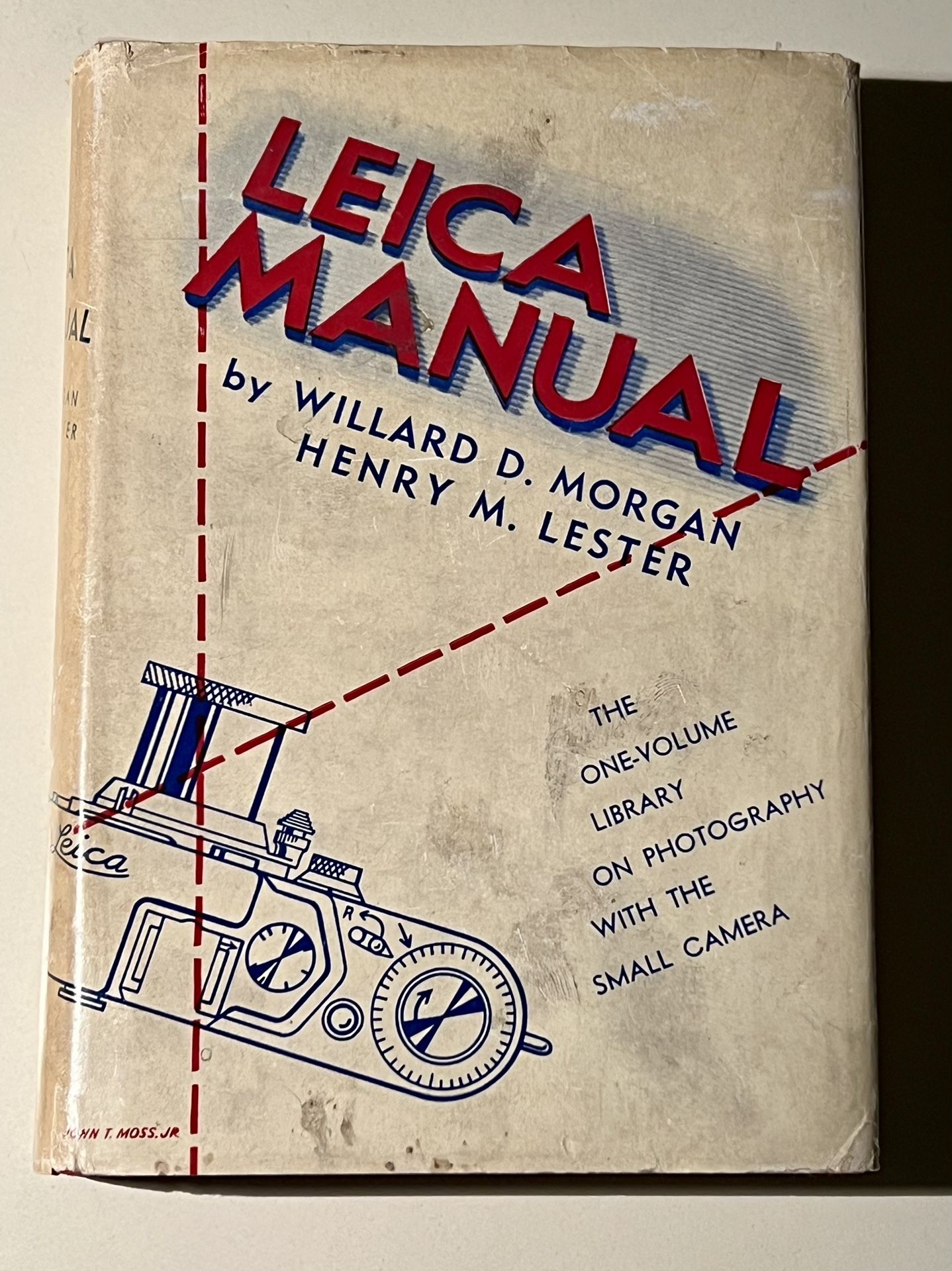 Rare Vintage Leica Manual 1943 / 9th Edition