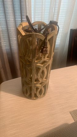 Lamp /base