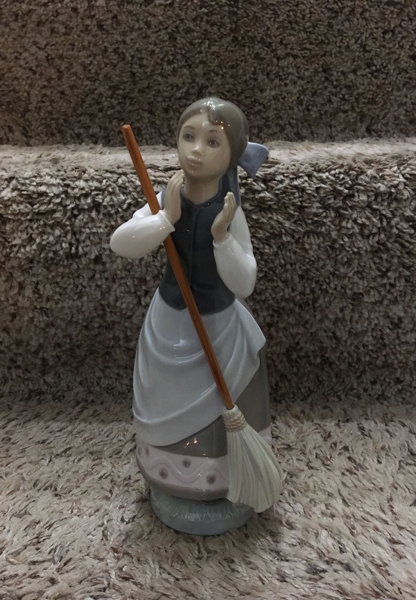 Lladro “Girl With Broom” Figurine
