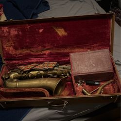 Rene Duval Tenor Saxophone With Case 