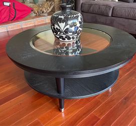Table with matching vase