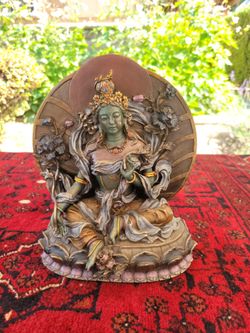 Female Buddha